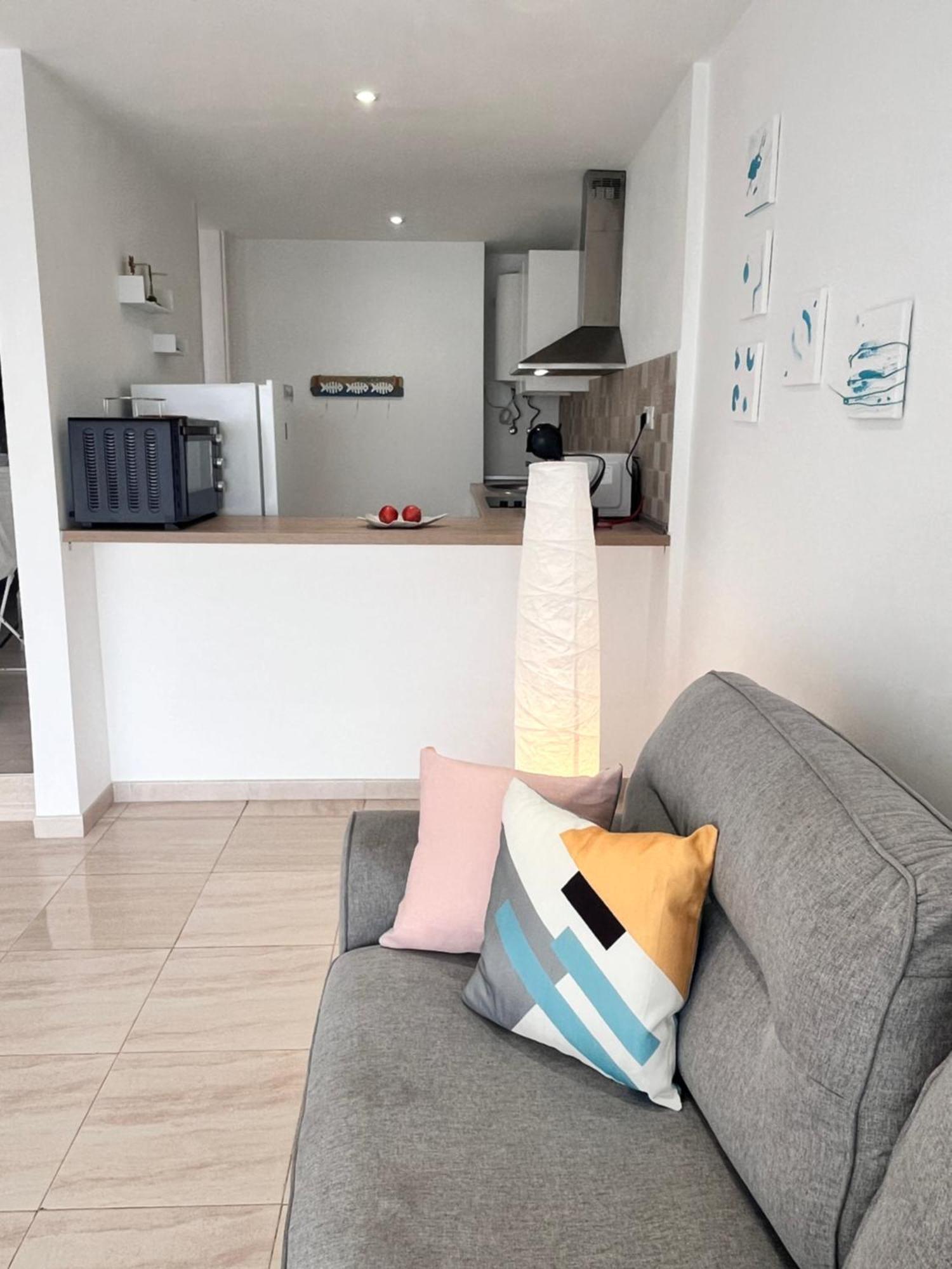 Sunshine Beach Apartments Адехе Экстерьер фото