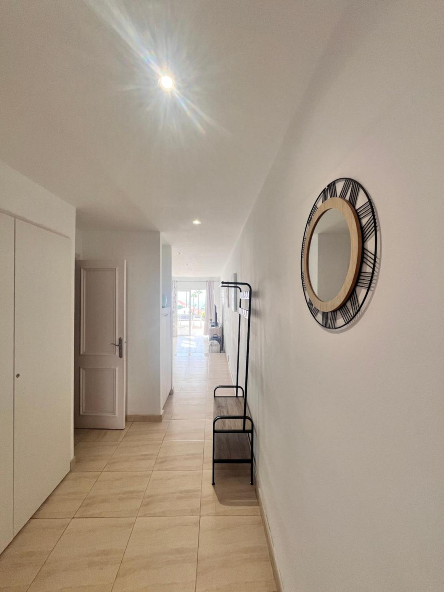 Sunshine Beach Apartments Адехе Экстерьер фото